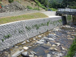 鶏知川(長崎県)