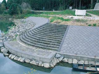 平野船積場